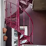Pompeu Art Nouveau Apartment *