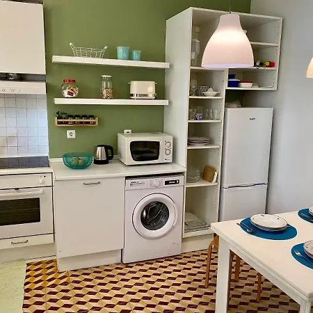 Pompeu Art Nouveau Apartamento