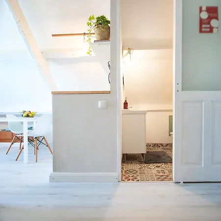 Pompeu Art Nouveau شقة